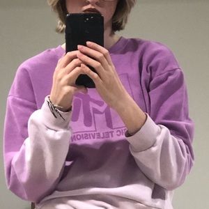 MTV sweater